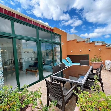 Fantastic 3 Bedroom Duplex Penthouse With Terrace Sliema Exteriér fotografie