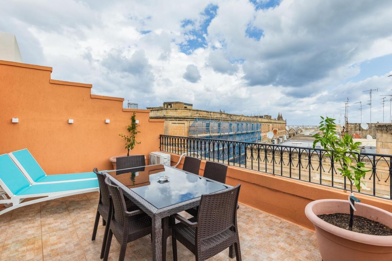 Fantastic 3 Bedroom Duplex Penthouse With Terrace Sliema Exteriér fotografie